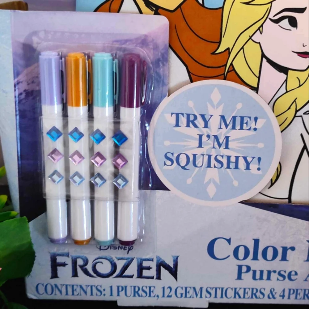 Disney's Frozen Color N' Style Activity Purse NWT
